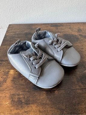 Carters Just One You Baby Boy Grey Soft Sole Sneaker Shoes 12 18 Months